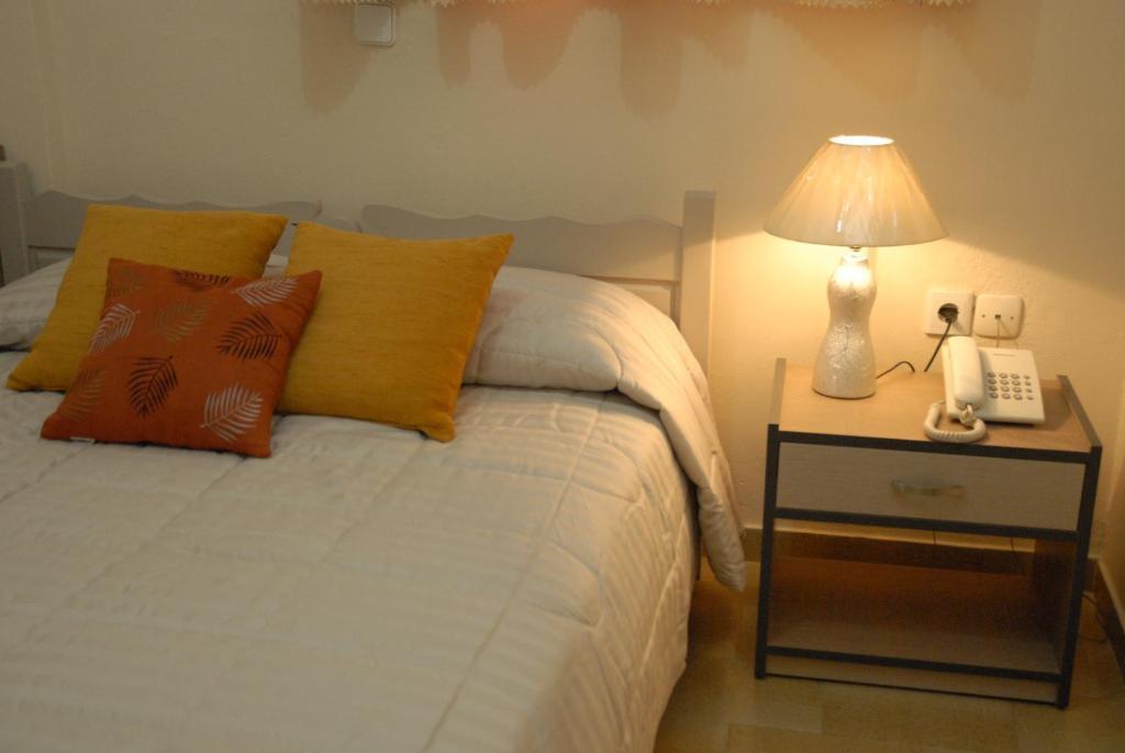 Takis Hotel Apartments Ialysos  Kamer foto