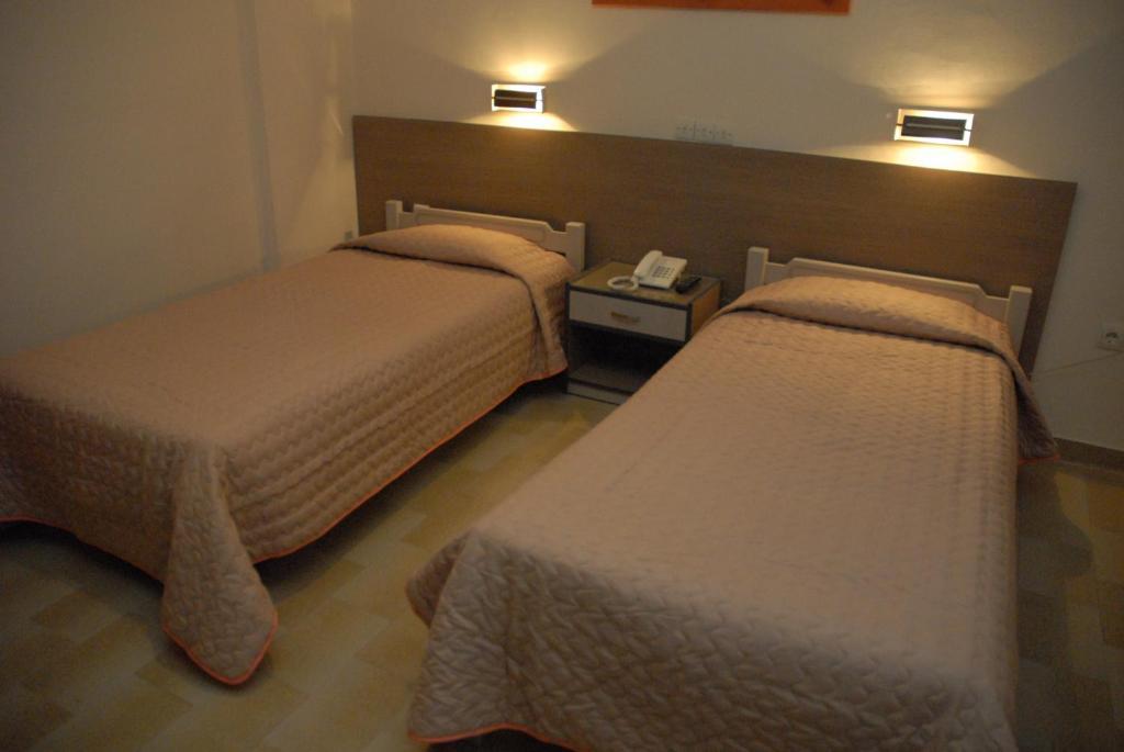 Takis Hotel Apartments Ialysos  Buitenkant foto