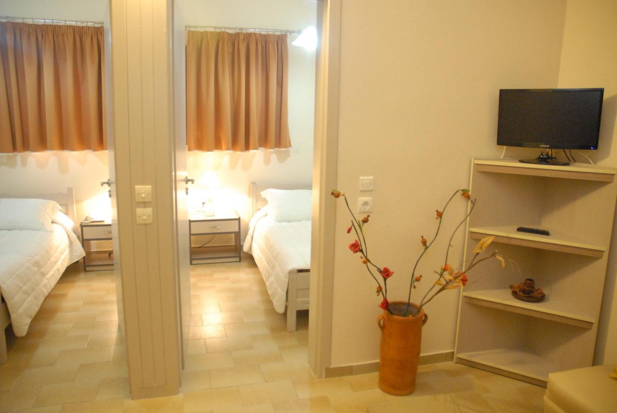 Takis Hotel Apartments Ialysos  Buitenkant foto