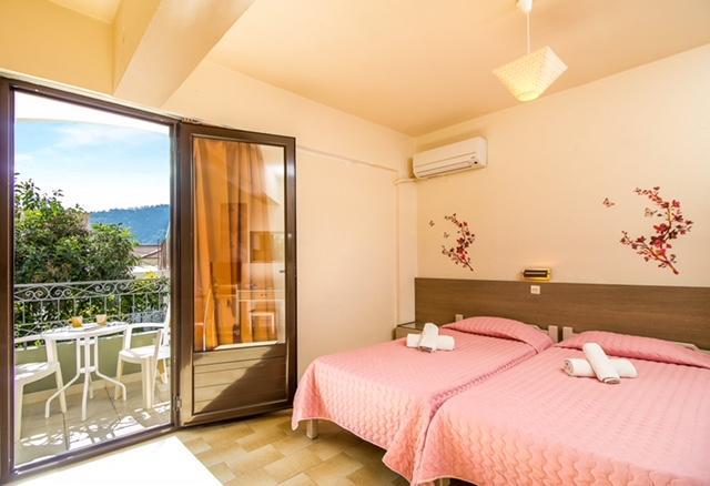 Takis Hotel Apartments Ialysos  Buitenkant foto