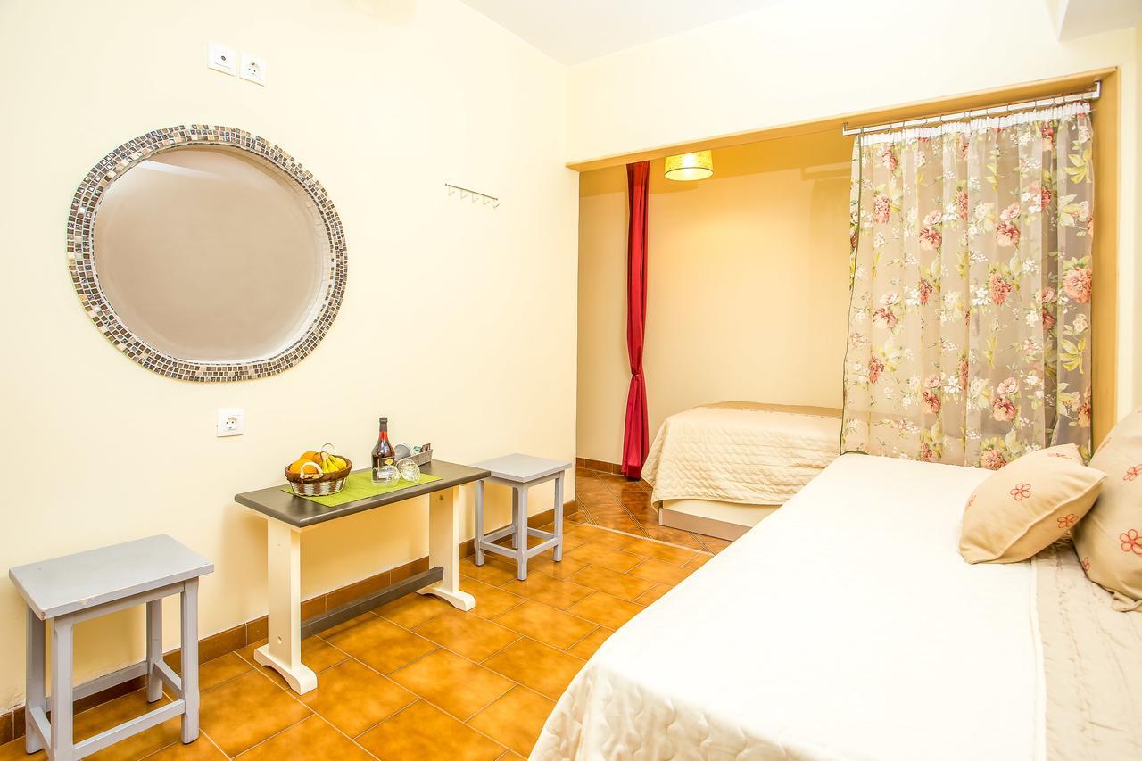 Takis Hotel Apartments Ialysos  Buitenkant foto
